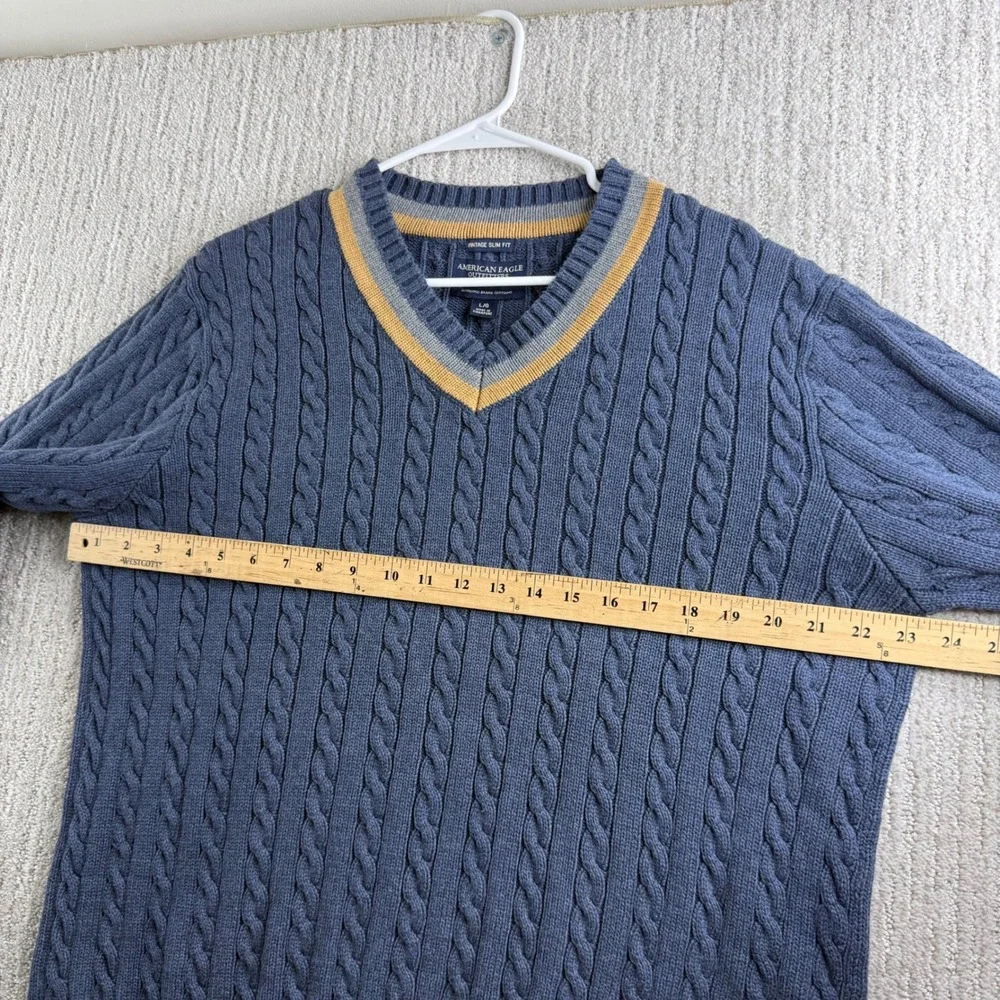 American Eagle Vintage Slim Fit Cable Knit V-Neck Sweater Mens Size Large Blue